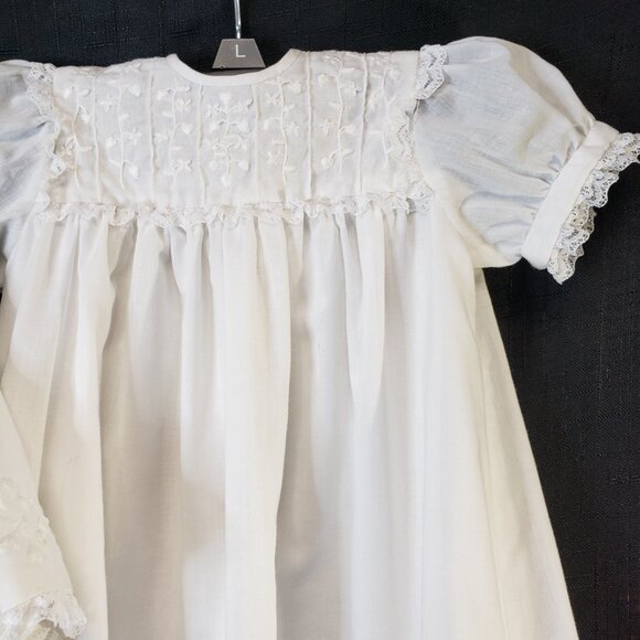 Beautiful Vintage White Lace Baby Christening Gown 3pc Set with Cap Newborn - Picture 4 of 11